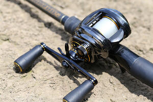 Revo BLACK6（レボ ブラックシックス）｜AbuGarcia｜釣具の総合 ...