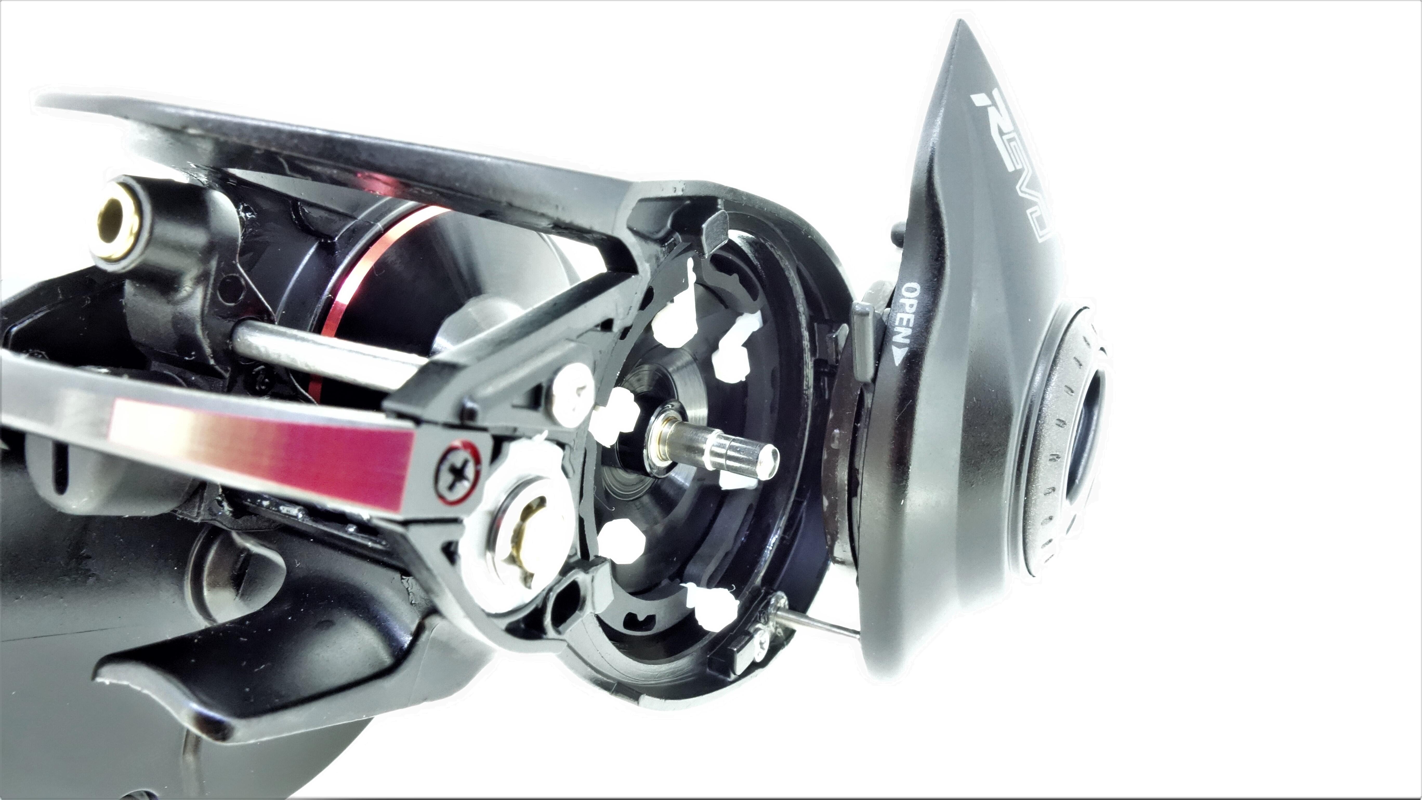 REVO5 WINCH (レボ5 ウィンチ)｜AbuGarcia｜釣具の総合メーカー